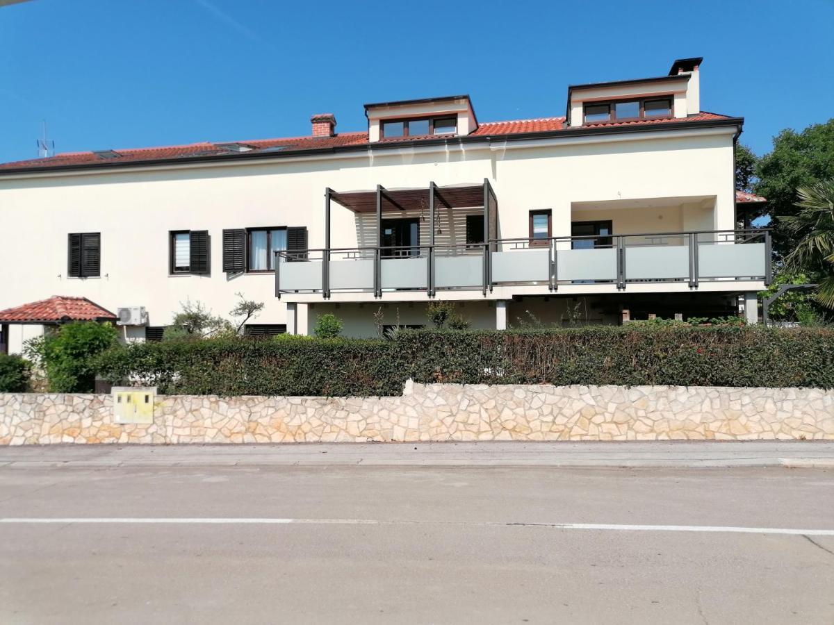 Apartmani Kiko Porec Luaran gambar